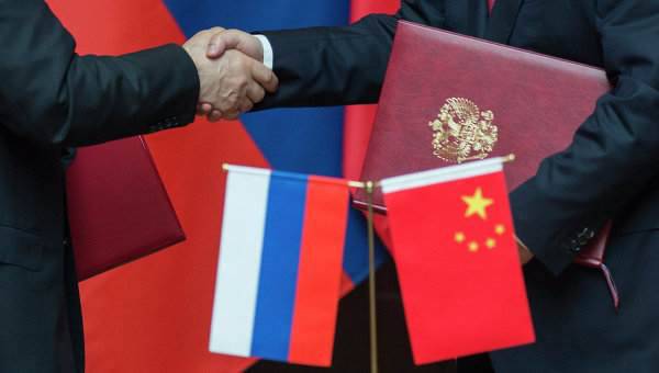Китай уверен в будущем торговых отношений с Россией