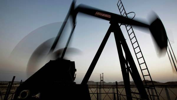 Цены на нефть продолжили рост, несмотря на решение саудовского короля