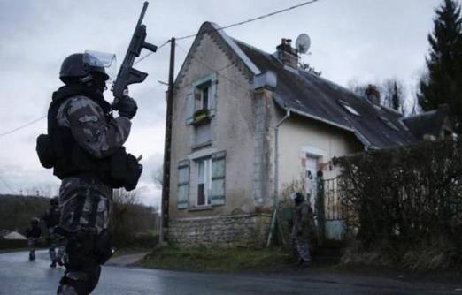Исламские “мини-государства” устанавливают контроль над Францией