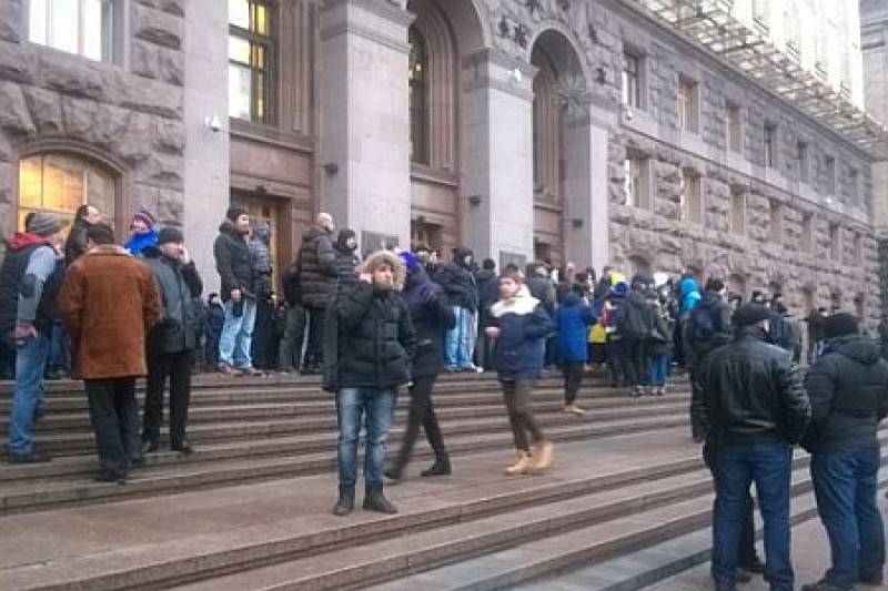 Недовольных повышением цен на транспорт объявили агентами России и ФСБ Недовольных повышением цен на транспорт объявили агентами России и ФСБ