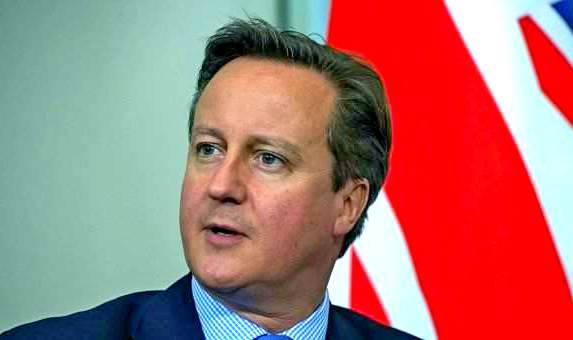 Кэмерон выступил за исключение России из G8