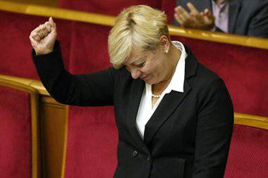 В шаге от дефолта. Поможет ли Украине отставка Гонтаревой?