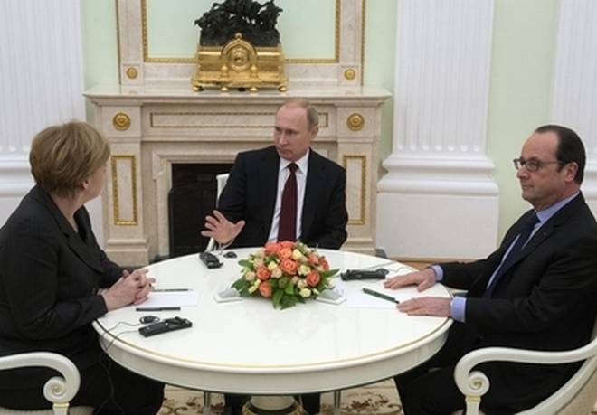 Меркель, Олланд и Путин договорились созвониться