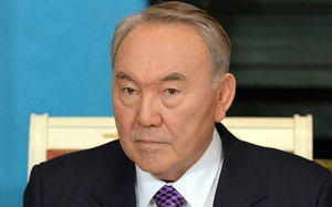 Зачем в Казахстане организуют досрочные выборы президента?