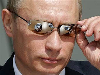 Какую игру на глобальном уровне ведет Владимир Путин? Какую игру на глобальном уровне ведет Владимир Путин?