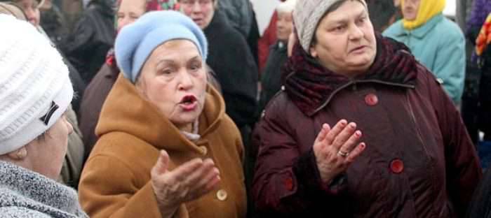 Наглость без границ: пенсионеров ЛНР «разводили» на пенсии местные жители