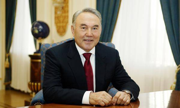 Партия «Нур Отан» выдвинет Назарбаева кандидатом в президенты