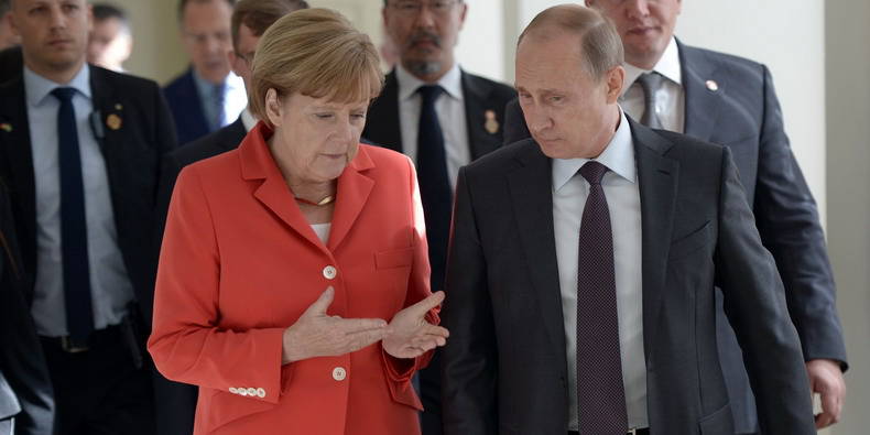 Германия смягчает тон в отношении России