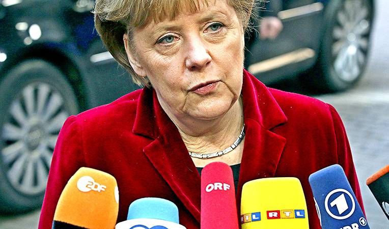 Меркель выдвинула ультиматум Греции