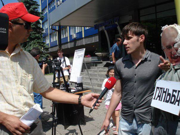 Давидченко: Одесситы требуют, чтобы мэр сделал выбор — народ или фашисты