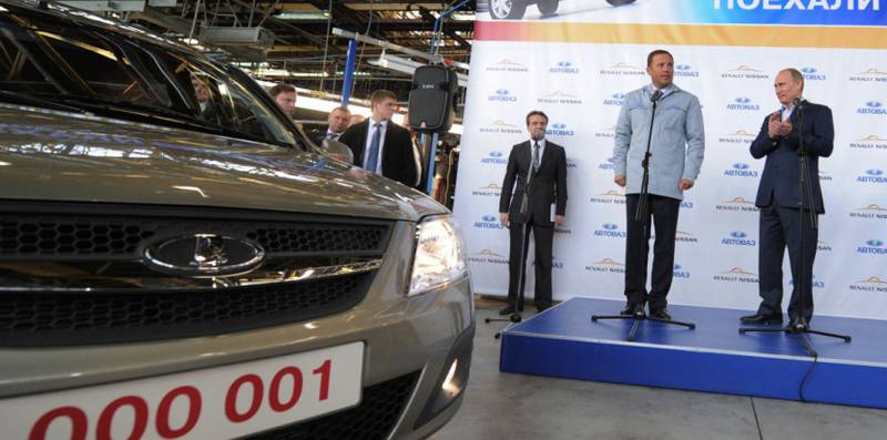 Lada надеется занять место иностранного автопрома в России