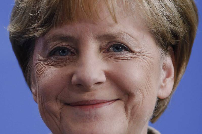 Меркель и Четвертый Рейх - 2