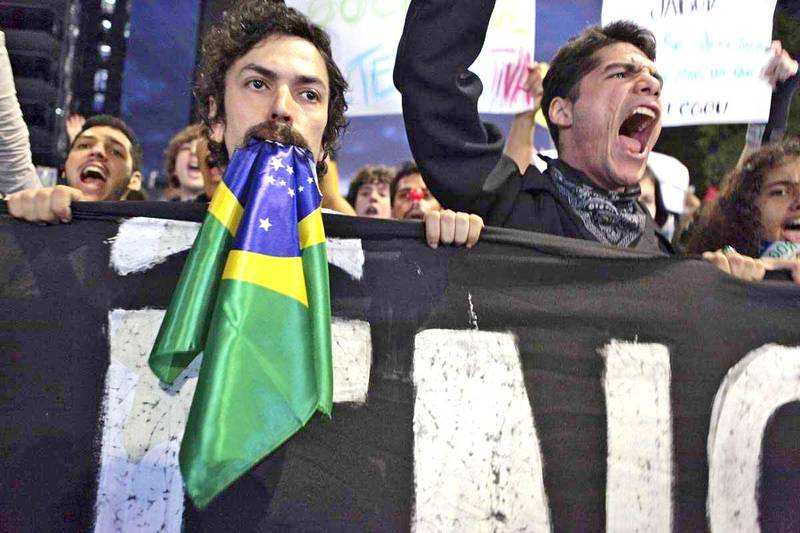 Бразилию накрыло Майданом