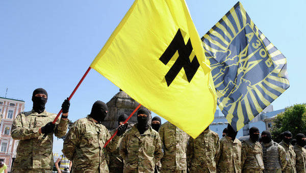 На Украине пытаются "откреститься" от праворадикальных организаций