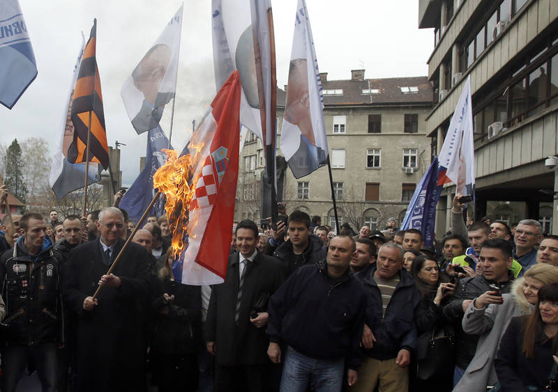 Президент Сербской радикальной партии спровоцировал международный скандал