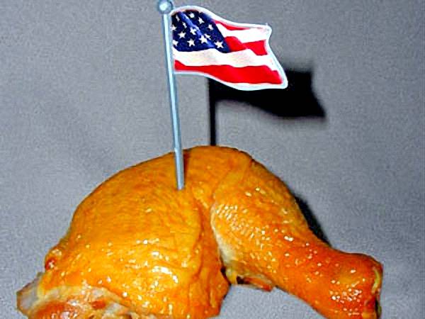 Россия развернула на границе 175 тонн американской курятины