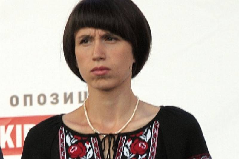 Миллионы «черной вдовы»: сумасшедшая депутатка нажилась на трупе мужа Миллионы «черной вдовы»: сумасшедшая депутатка нажилась на трупе мужа