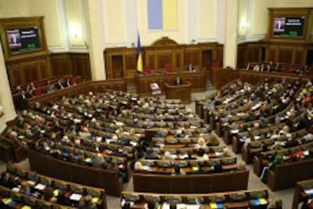 Рада приняла в первом чтении законопроект о режиме военного положения