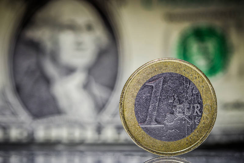 Почему европейская валюта не евро, а драхма