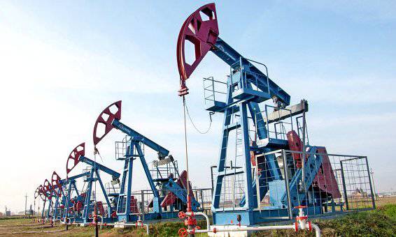 Нефть дешевеет на заявлениях Саудовской Аравии