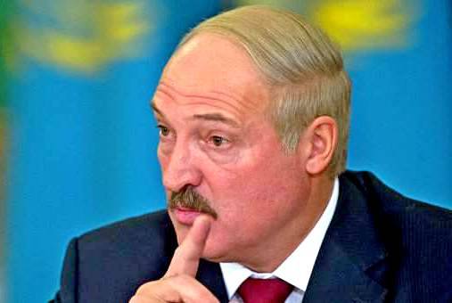 Лукашенко: Если что случится, мы будем плечом к плечу с Россией