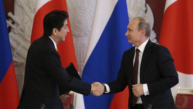 В Японии хотят заключить с Путиным мирный договор и решить территориальный вопрос