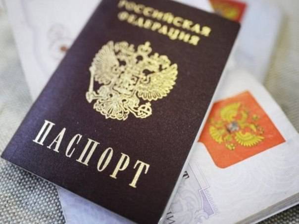 "Спасите от промывки мозгов" - пожилой голландец попросил российский паспорт