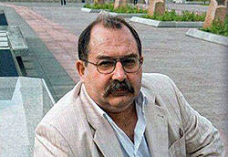 Черняховский: между «Единой Россией» и ОНФ складываются довольно специфические отношения Черняховский: между «Единой Россией» и ОНФ складываются довольно специфические отношения