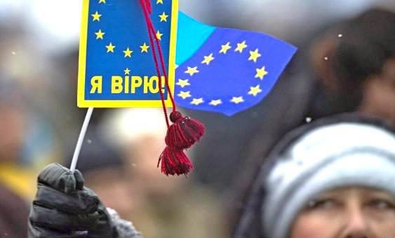Украина изначально мечтала быть марионеткой Европы и США