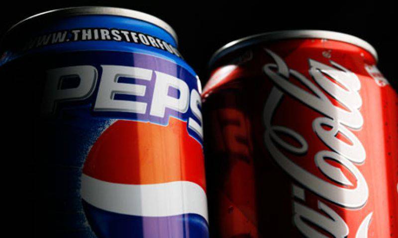 Депутаты предложили запретить ввоз в Россию напитков Coca-Cola и Pepsi