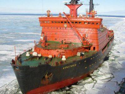 Позиции России в Арктике укрепит ледокольный флот