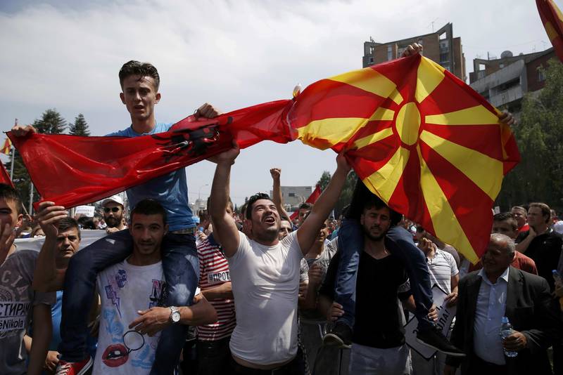 Македония будет решать политический кризис на досрочных выборах