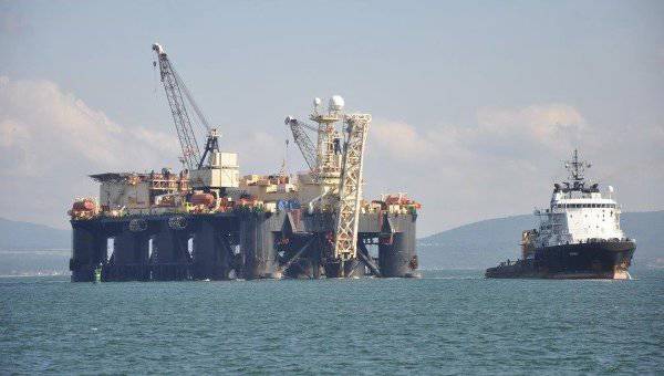 «Турецкий поток» выходит в море: Castoro готовится к укладке газопровода под водой