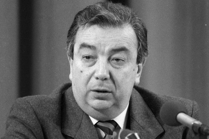 Человек эпохи. Чем запомнился Евгений Примаков Человек эпохи. Чем запомнился Евгений Примаков