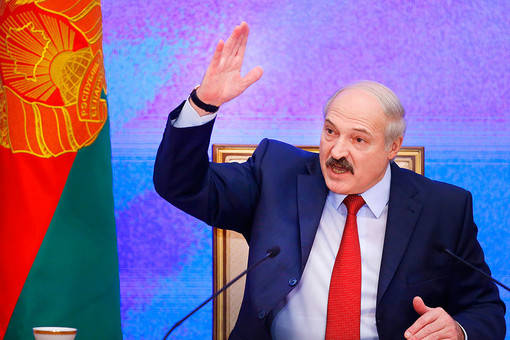 Лукашенко торопится