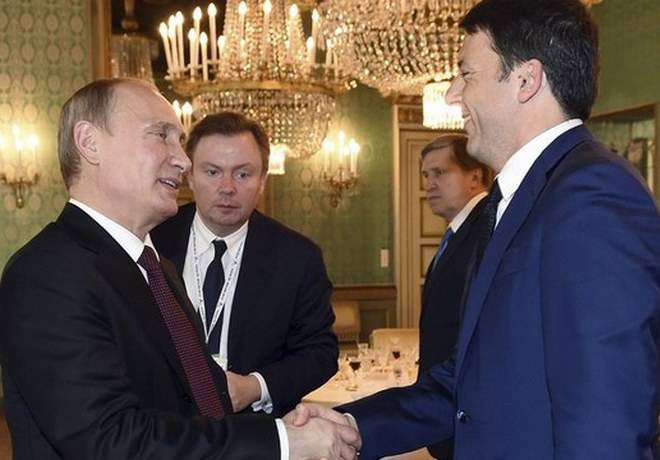 Times: Путин подрывает единство ЕС, «заигрывая» с Грецией и Италией Times: Путин подрывает единство ЕС, «заигрывая» с Грецией и Италией