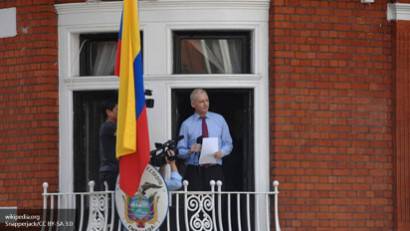 Сбежать нельзя остаться: как Ассанж собирается покинуть посольство Эквадора