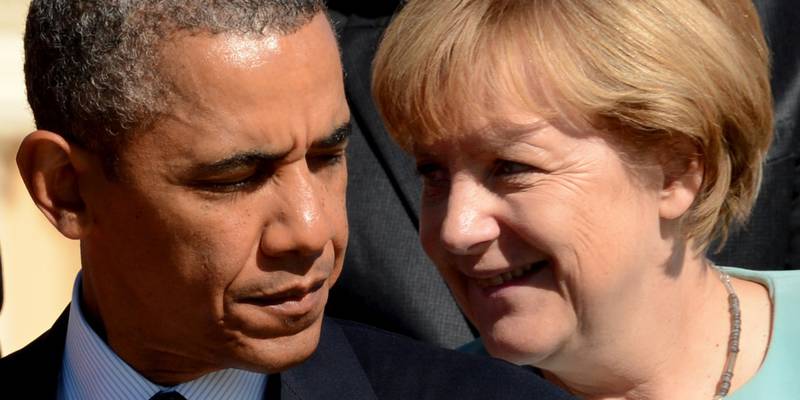 Нелюбовь: Меркель отказалась принимать розово-голубые ценности США