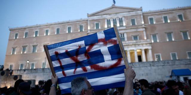 А был ли мальчик: сколько чиновников в Греции