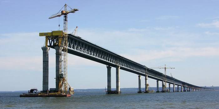 Росавтодор сообщил подробности проекта моста через Керченский пролив