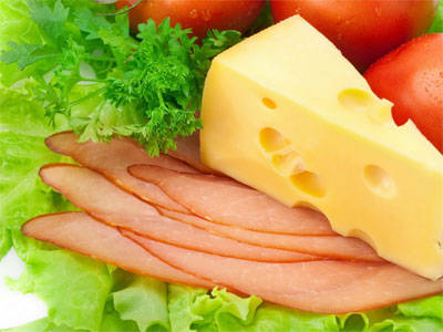 Санкционными продуктами надо кормить чиновников