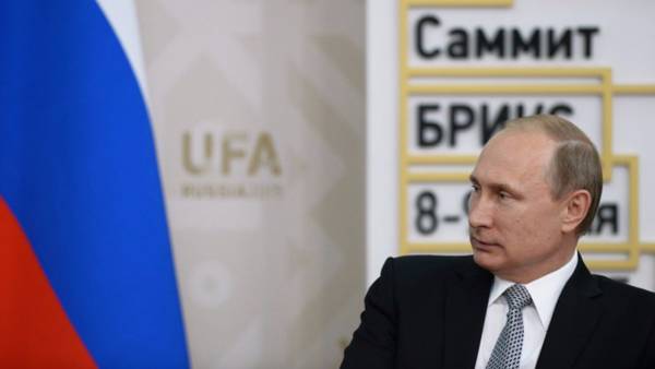 Путин пообещал победить мировой финансовый кризис