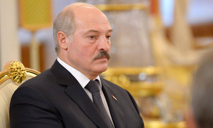 Угодить всем: многовекторный Лукашенко Угодить всем: многовекторный Лукашенко