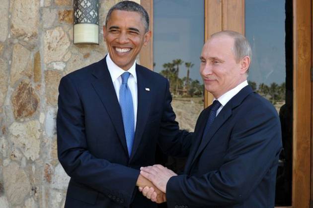Почему России выгодна сделка США и Ирана? Почему России выгодна сделка США и Ирана?