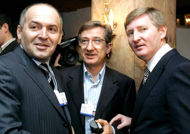 Украинские олигархи объединяются против Порошенко