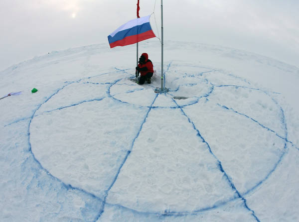 Calcalist: Страны НАТО борются с Россией за ресурсы Арктики