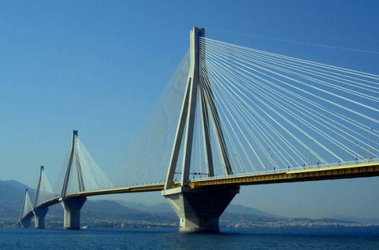 Строительство моста через Керченский пролив идет полным ходом