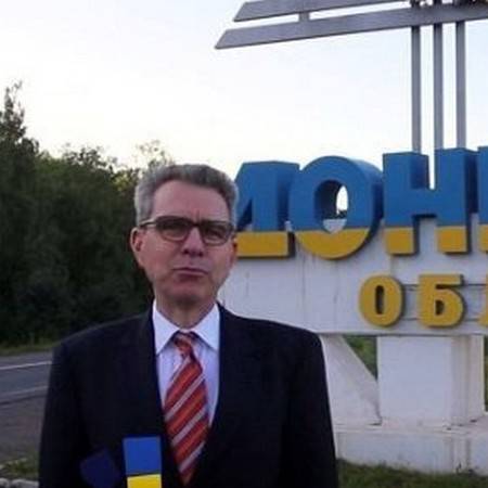 Оковы независимости Оковы независимости