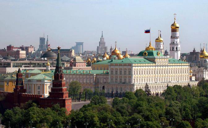 Запад ставит на Москву Запад ставит на Москву