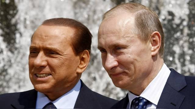 Путин не исключил присоединения Донбасса к России Путин не исключил присоединения Донбасса к России